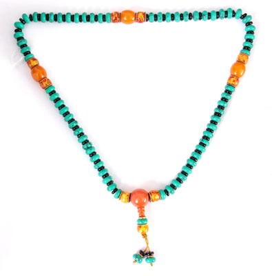 Lot 277 - A TURQUOISE AND AMBER NECKLACE having...