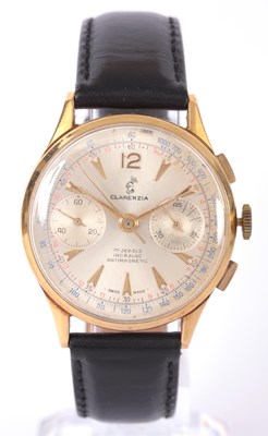 Lot 341 - A GENTLEMAN'S 18K GOLD CLARENZIA CHRONOGRAPH...