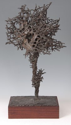 Lot 455 - KRISZTINA FARKAS AN ABSTRACT BRONZE SCULPTURE...