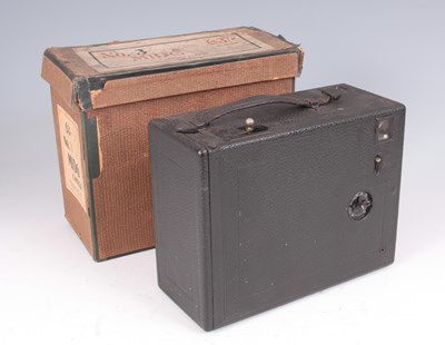 Lot 649 - AN EARLY 20TH CENTURY MIDG NO. 3 CAMERA...