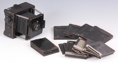 Lot 652 - A VINTAGE ROSS OF LONDON 136MM PRES CAMERA...