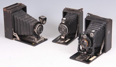 Lot 654 - AN ENSIGN SIMPLEX AUTO FOLDING CAMERA and TWO...