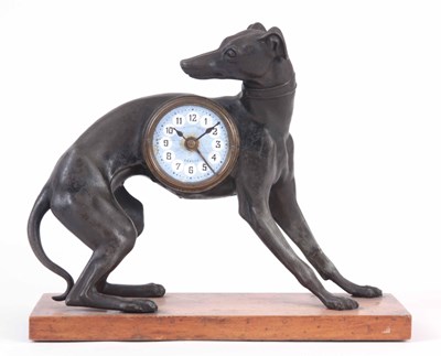 Lot 830 - AN EARLY 20TH CENTURY FRENCH MANTEL CLOCK...