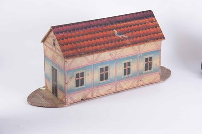 Lot 421 - A LATE 19TH CENTURY PAINTED WOODEN NOA'S ARK...