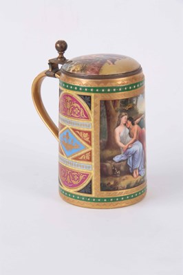 Lot 70 - AN EARLY 20TH CENTURY ROYAL VIENNA PORCELAIN...