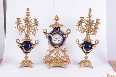 Lot 491 - A LATE 19TH CENTURY FRENCH ORMOLU AND...