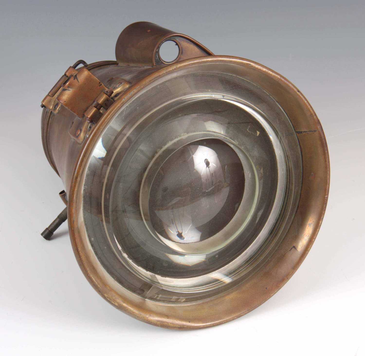 Lot 295 - A VINTAGE CAR SEARCHLIGHT MADE BY SALSBURY &...
