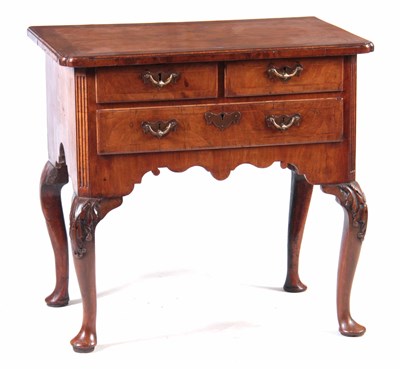 Lot 692 - A GEORGE I WALNUT LOWBOY / SIDE TABLE with...