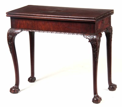 Lot 644 - A MID 18TH CENTURY MAHOGANY TEA TABLE of good...