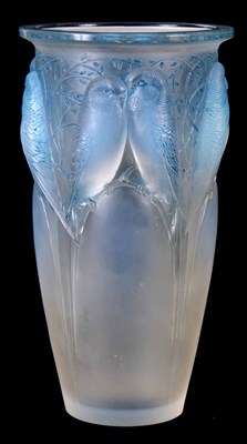 Lot 25 - R. LALIQUE AN OPALESCENT CEYLAN VASE with blue...