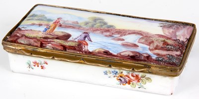 Lot 553 - AN EARLY 19TH CENTURY SOUTH STAFFORDSHIRE...