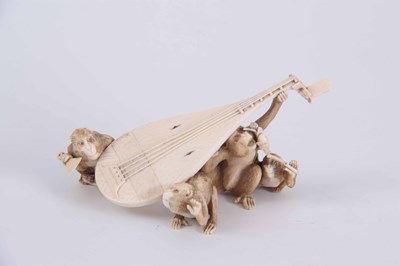 Lot 119 - A FINELY CARVED MEIJI PERIOD JAPANESE IVORY...