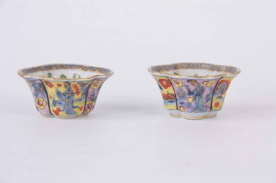 Lot 81 - A PAIR OF 19TH CENTURY CHINESE PORCELAIN SALT...