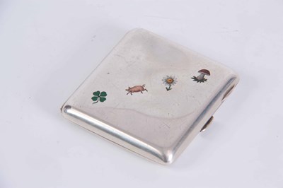 Lot 135 - AN EARLY 20TH CENTURY SILVER AND ENAMEL...