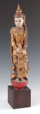 Lot 174 - A CARVED STATUE OF A WOODEN BUDDHA