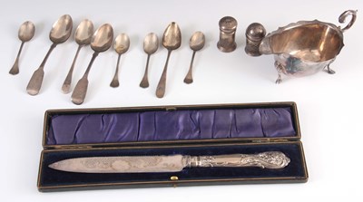 Lot 204 - A SELECTION OF SILVER ITEMS app. 7.6oz, plus a...