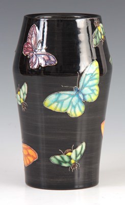 Lot 37 - A LATE 20TH CENTURY DENNIS CHINA WORKS POTTERY...