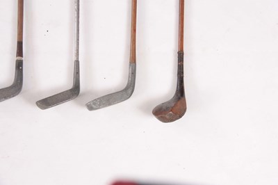 Lot 319 - A SELECTION OF 15 ANTIQUE GOLF CLUBS...