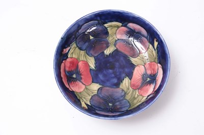 Lot 53 - AN EARLY 20TH CENTURY MOORCROFT TUDRIC PEWTER...