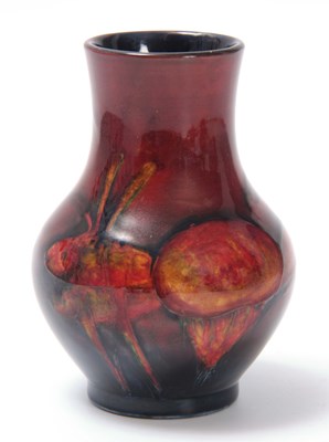 Lot 61 - A RARE EARLY 20TH CENTURY MOORCROFT FLAMBE...