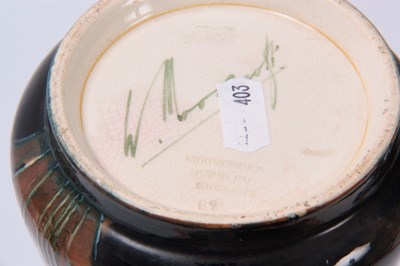 Lot 67 - AN EARLY 20TH CENTURY MOORCROFT SPANISH...